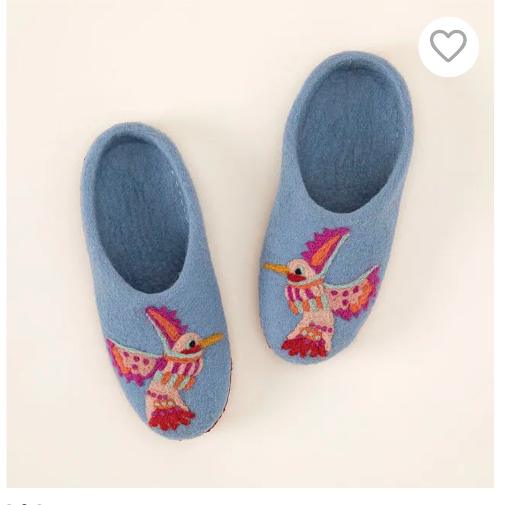 Blue Felt Hummingbird Design Women's Slippers